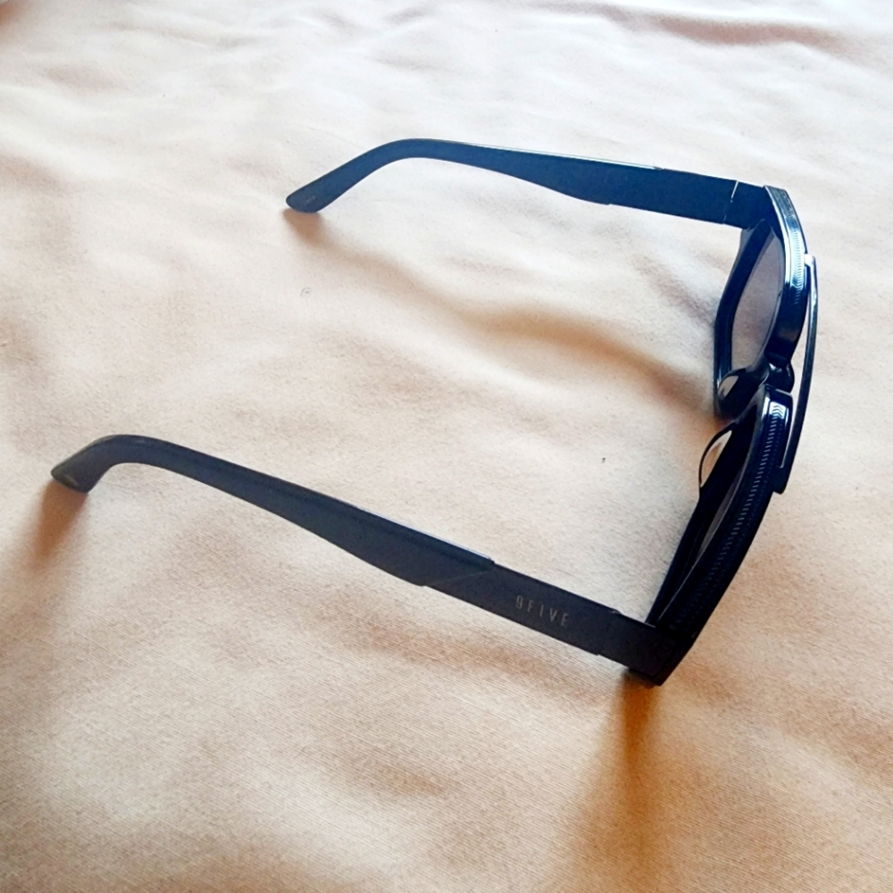 9FIVE ALL BLACK  - GRADIENT SUNGLASSES